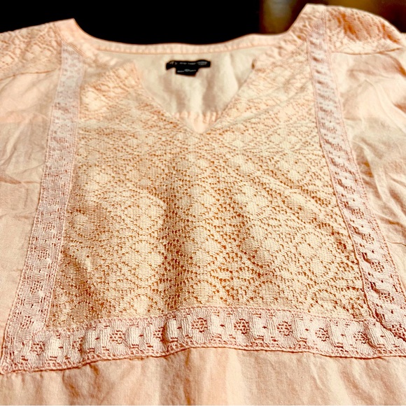 New Directions Curvy Spring Blouse; 2X - Picture 5 of 7